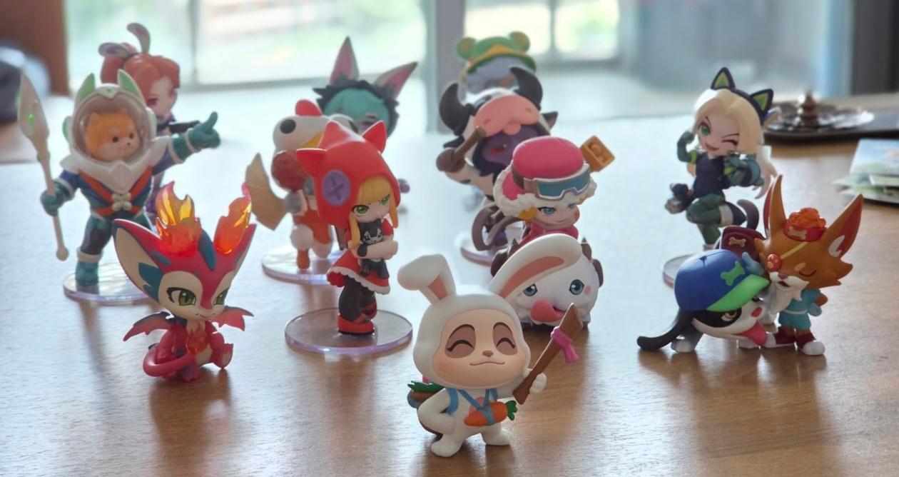 League of Legends Clash of The Cuties Blind Box Series
