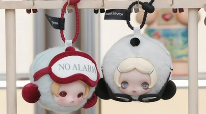 Skullpanda Off Mode Earphone Case Pendant Series