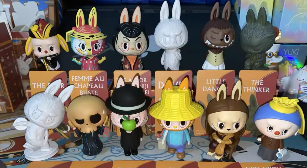 Labrubru Labubu The Monsters Art Series – TOYSEZ