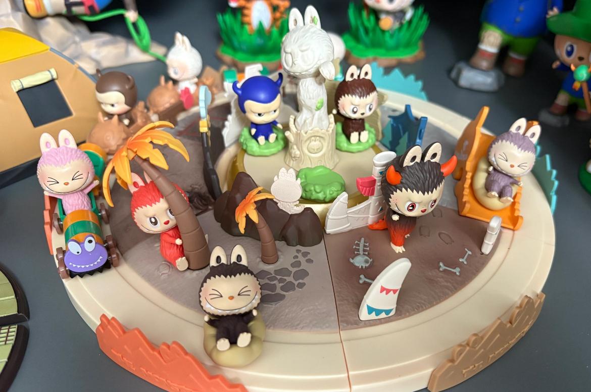 Labubu The Monsters Playing Games Series