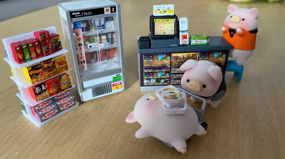 LuLu the Piggy X 7 Eleven Series