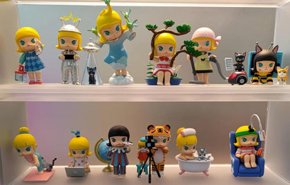 MOLLY A Boring Day With Molly Series – TOYSEZ