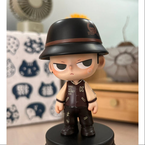 KUBO Street Boy Figurine Art Toy 2021 Limited