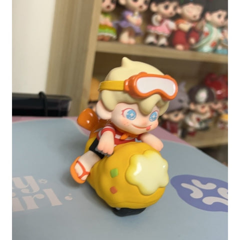 Dudoo Fantastic Adventure Blind Box Series: Speedy Shrimp (Confirmed Style)