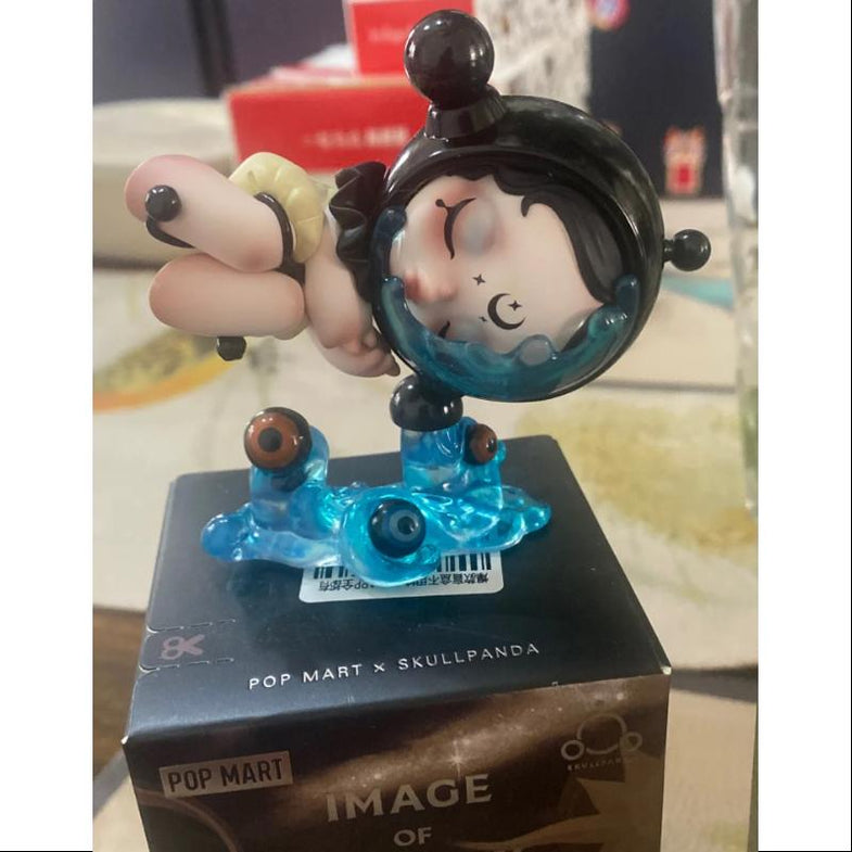 POP MART Biggie Eyes グレー フィギュア Pop Mart – Page 2 – TOYSEZ