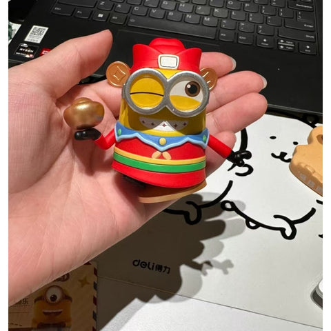 Minions Bello World Blind Box Series: Good Fortune Bob (Confirmed Style)