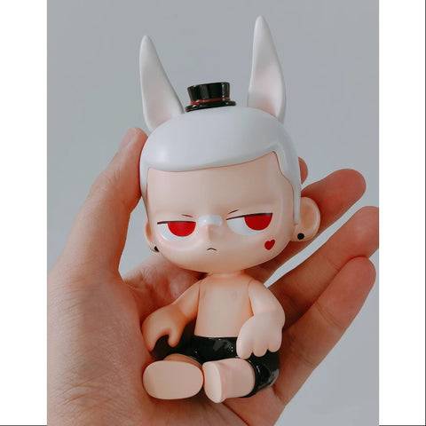 KUBO Top Hat Magician Figurine Art Toy 2023 Limited