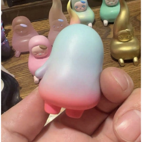 PUCKY Pink and Blue Round Beans 2020 Limited Edition
