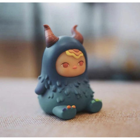PUCKY Monster Beanie Vinyl Ver, 2022 Limited Edition