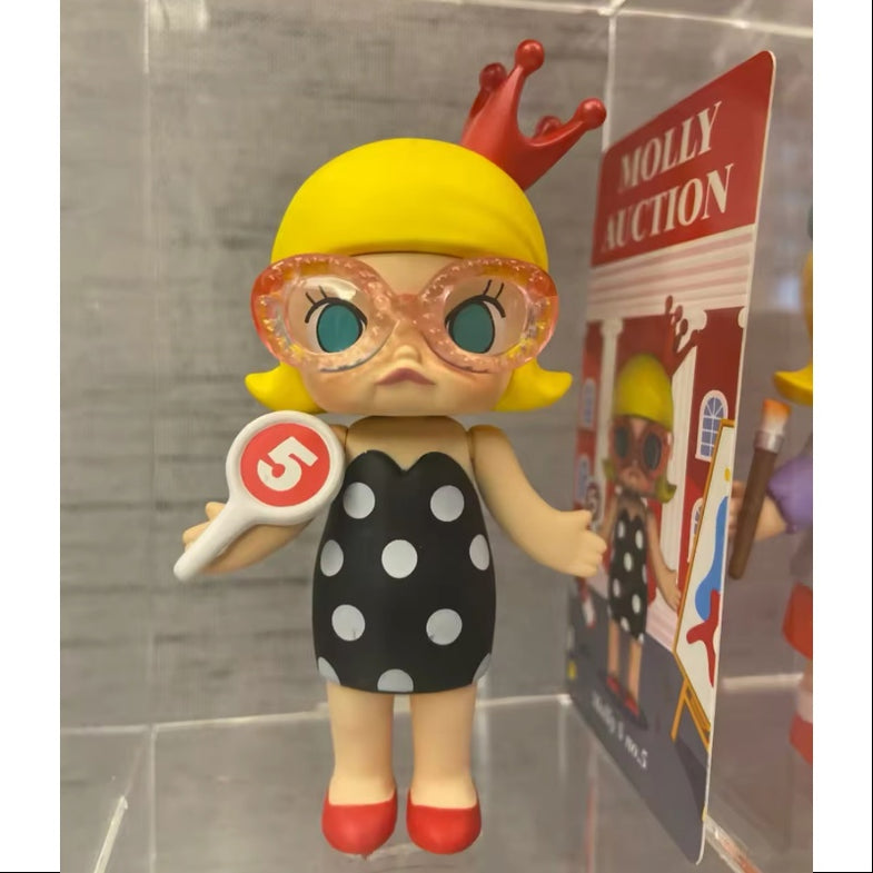 MOLLY Auction Series – TOYSEZ