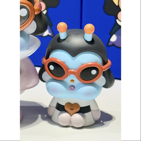 Crybaby Crying To The Moon Sitting Series Mini The Outsider