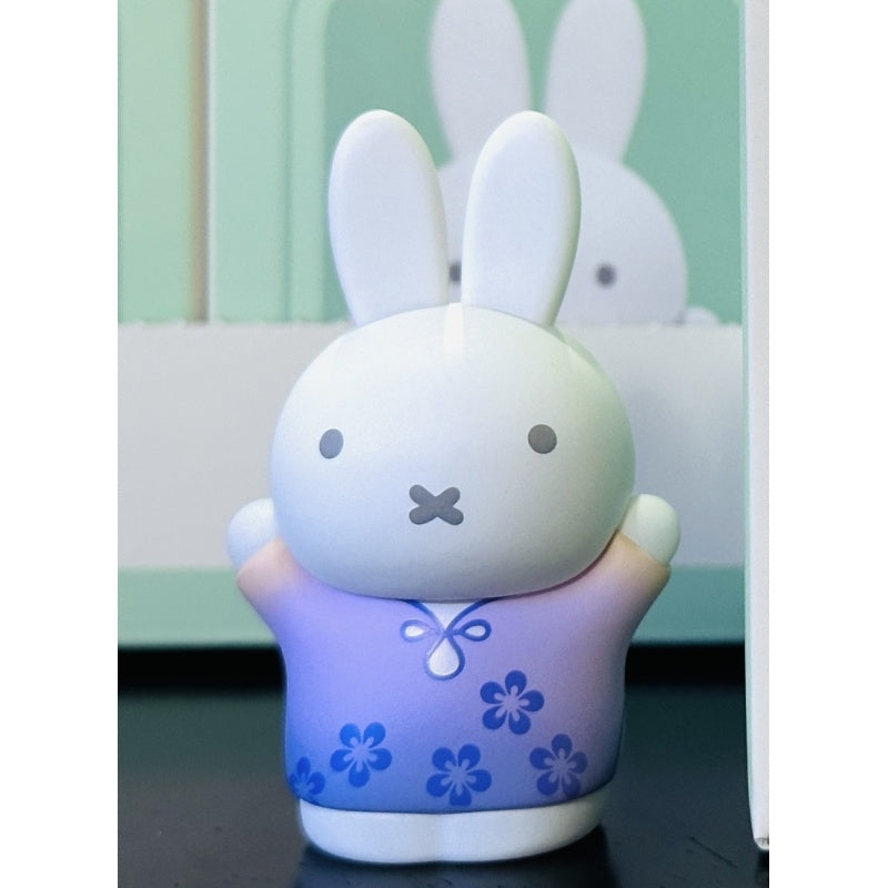 Miffy Ancient Style Mini Blind Box Series: Plum Blossom (Confirmed Style)