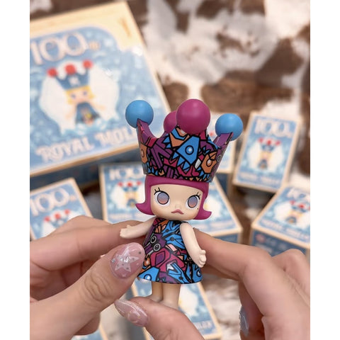 MEGA ROYAL MOLLY 100% Blind Box Series 1: HAN MEILIN (Confirmed Style)