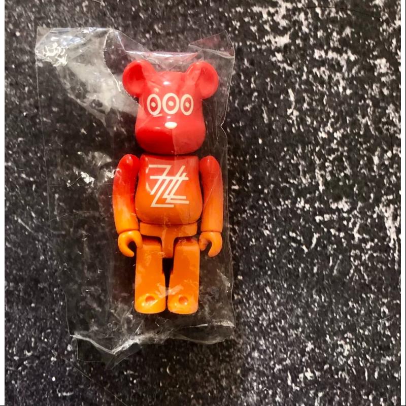 Bearbrick Series 16 Super Secret Realmad HECTIC 100% – TOYSEZ