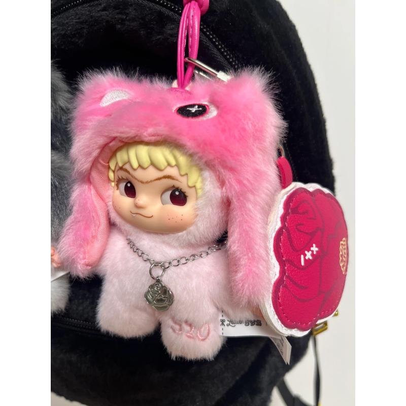 WAKUKU On a Roll Vinyl Plush Series: No. 520 (Confirmed Style) | TOYSEZ Data