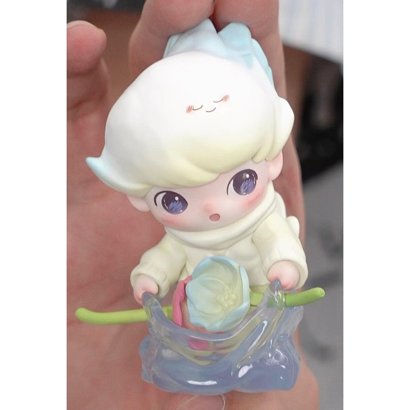 DIMOO Moments in Bloom Blind Box Series: Packed with Spring (Confirmed Style)