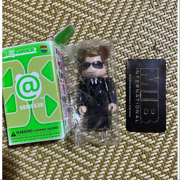 MEDICOM TOY - BE@RBRICK × MEN IN BLACK INTERNATIONAL medicom men in black international agent m 400% bearbrick