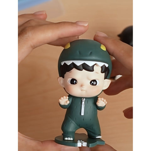 Hacipupu × CRAYON SHINCHAN One Day in Kasukabe Blind Box Series: An Extraordinary Day (Confirmed Style)