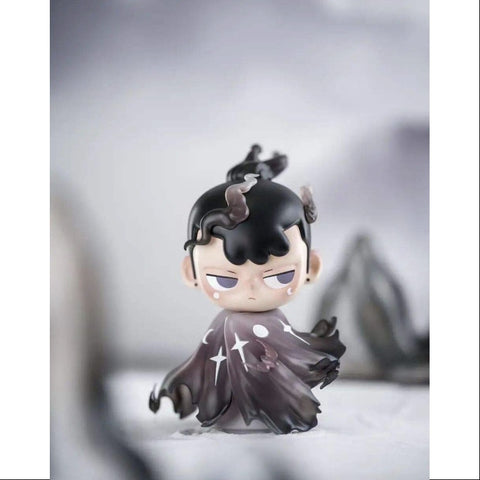 KUBO Accompanying The Mountain Moon Figurine Art Toy 2025 Limited Edition