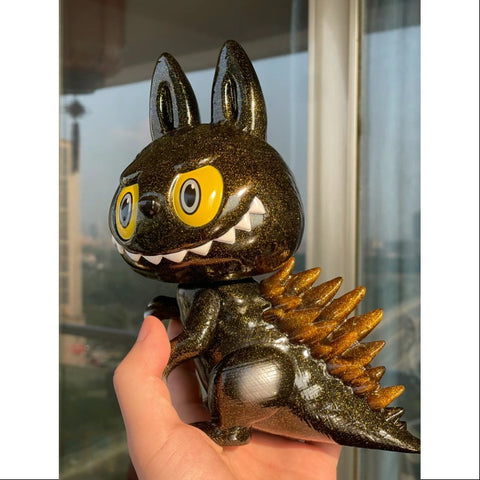 Labubu The Monsters Gojimomo Black Gold Flash LIMITED