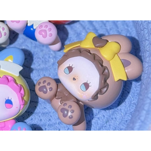 Emma Bunny Collector Debut Vol.1 Blind Box Series: Mocha (Confirmed Style)