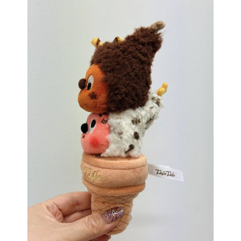 Twinkle Twinkle Moon Gelato Double Scoop Gelato Plush Pendant 2026 Limited Edition