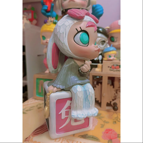 MOLLY x Silent Trick 17th Anniversary Statue The Moon Rabbit Pink 2023 LIMITED