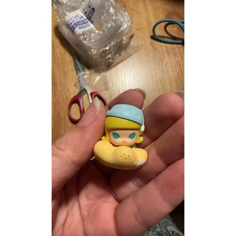 MOLLY Pop Bean Goodnight Night Sky Series: MOLLY (Confirmed Style) | TOYSEZ Data