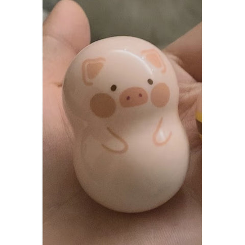 LuLu the Piggy Professional Cosplayer Lulu Tumbler Blind Bag Series: Vacation Mode (Confirmed Style)