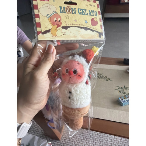 Twinkle Twinkle Moon Gelato Snowman Gelato Plush Pendant 2026 Limited Edition