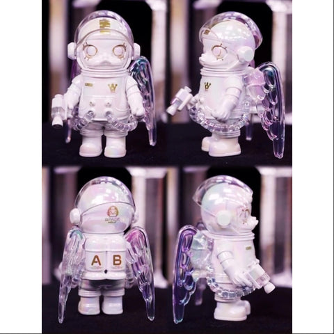 MEGA SPACE MOLLY 100% Series 4 Secret Angel (1/108)