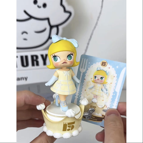 MOLLY Celebrating the Moment Pop Mart 15th Anniversary Series Secret Party Sweetie (1/120)