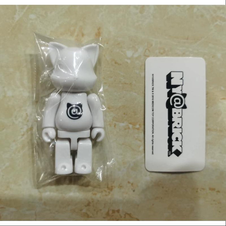 Bearbrick Series 32 – TOYSEZ