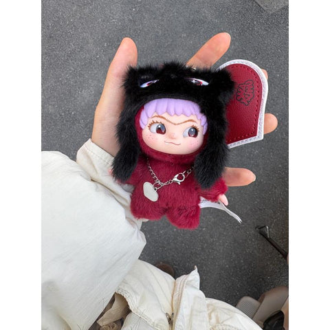 WAKUKU On a Roll Vinyl Plush Series: No. 999 (Confirmed Style) | TOYSEZ Data