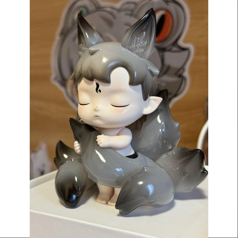 Hacipupu Nine Tailed Fox Black Figurine Art Toy 2024 Limited