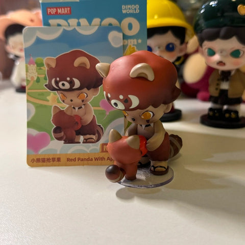 DIMOO Animal Kingdom Series Red Panda with Apple – TOYSEZ