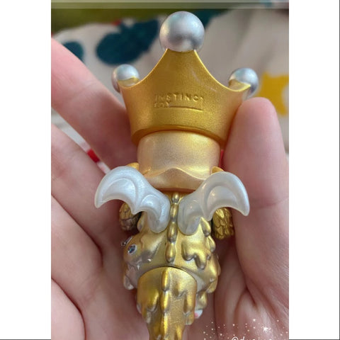 MOLLY x INSTINCTOY 100% Baby Erosion Molly Golden 2022 LIMITED