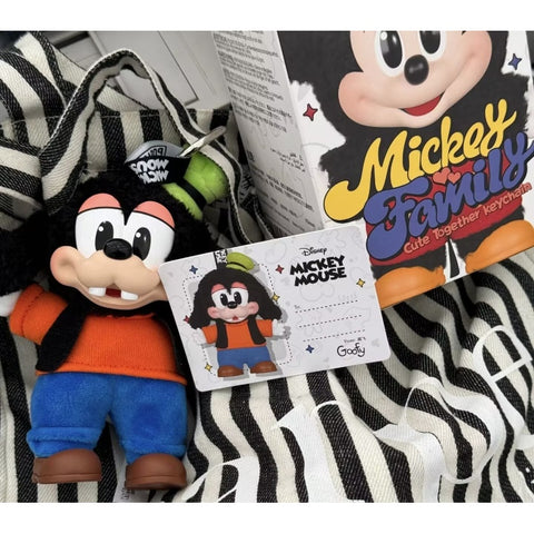 Mickey Family Cute Together Keychain Series Figures Goofy