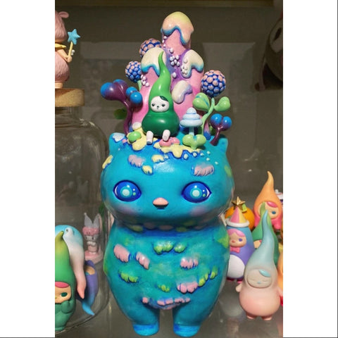PUCKY Space Cat Figure 2018 Limited Edition