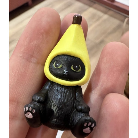 Mofusand Don't Want To Be a Cat Mini Blind Bag Season 2 Series: Banana (Confirmed Style)