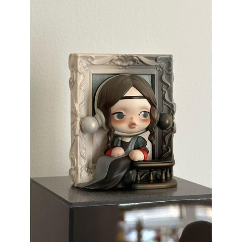 Skullpanda Mona Lisa Figure Limited edition