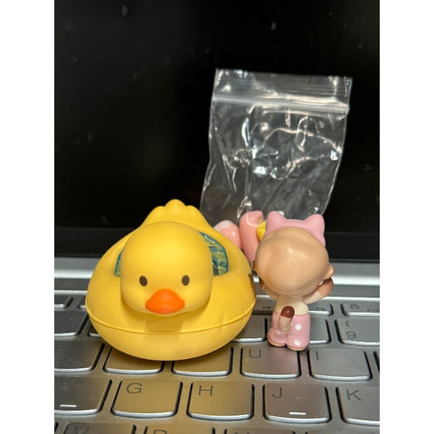 Yellow Dimoo Cat DIMOO Cat Paradise Series Bathing – TOYSEZ