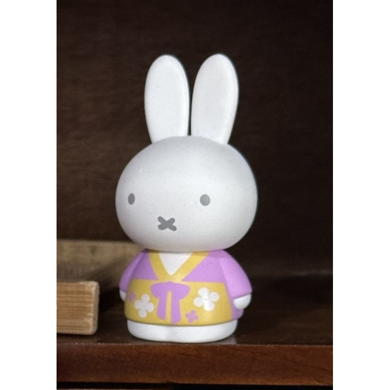 Miffy Ancient Style Mini Blind Box Series: Mellow Yellow (Confirmed Style)