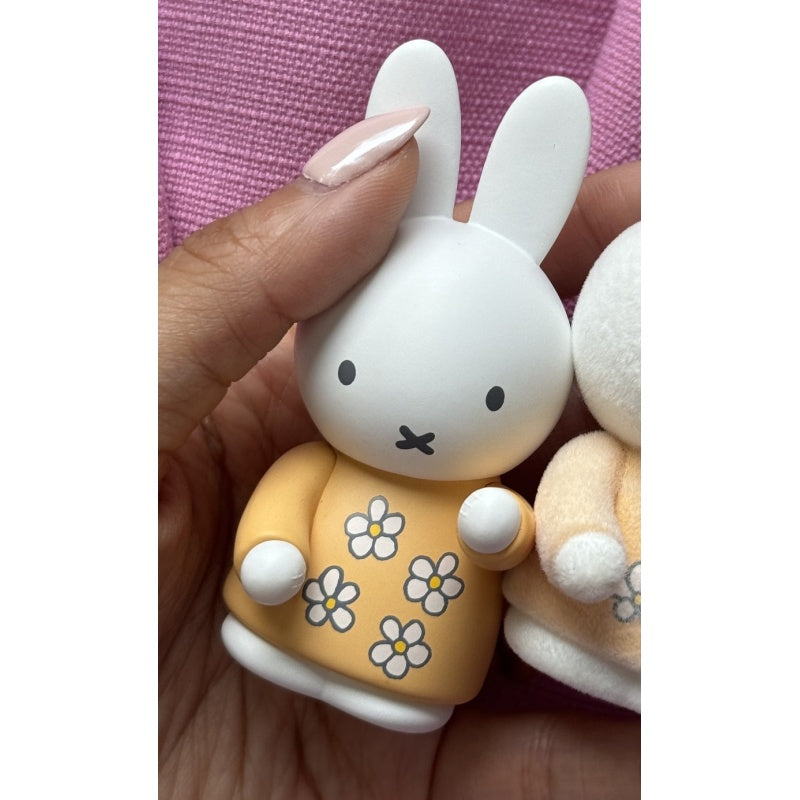 Miffy Pen Holder Blind Box Series: Matte Orange (Confirmed Style)