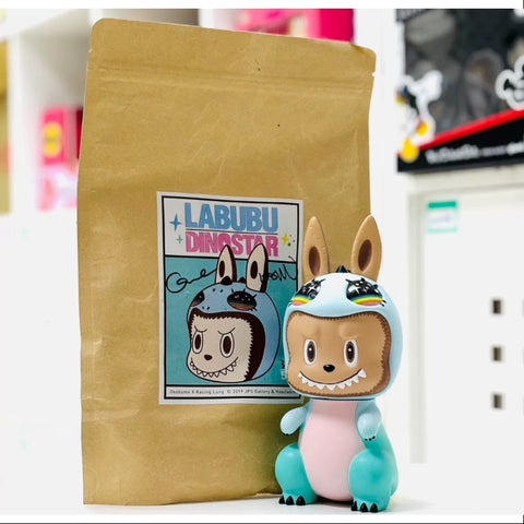 Labubu The Monsters X Cosmic Girl Dino Star Labubu Tokyo 2019 LIMITED