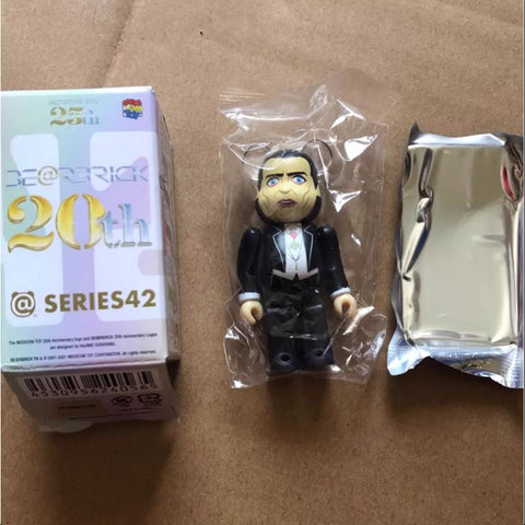 Bearbrick Series 42 Secret Dracula 100%