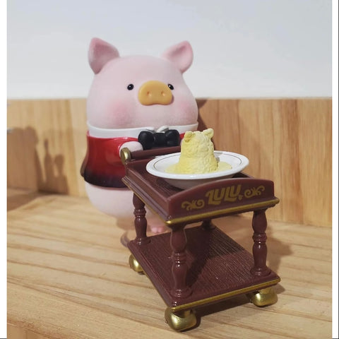 LuLu the Piggy The Pigchelin Restaurant Series Serving Time