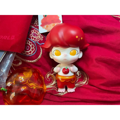DIMOO Christmas Eve Apple Limited Figure