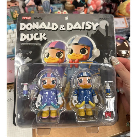 MEGA SPACE MOLLY 100% Donald & Daisy Duck 2024 LIMITED