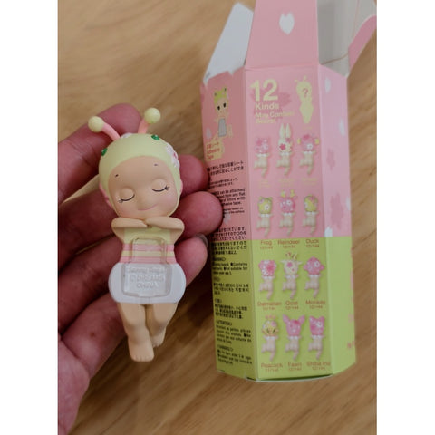 Sonny Angel HIPPERS Cherry Blossom Blind Box Series: Honey Bee